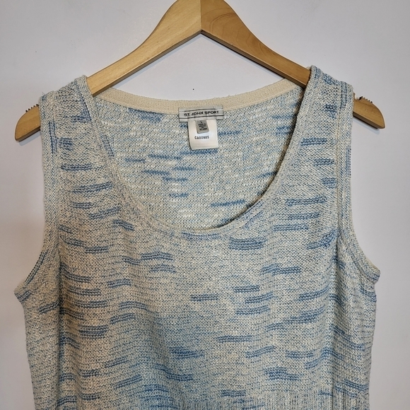 ST JOHN SPORT Sleeveless Scoop Neck Wool Sweater Size L - Picture 2 of 11